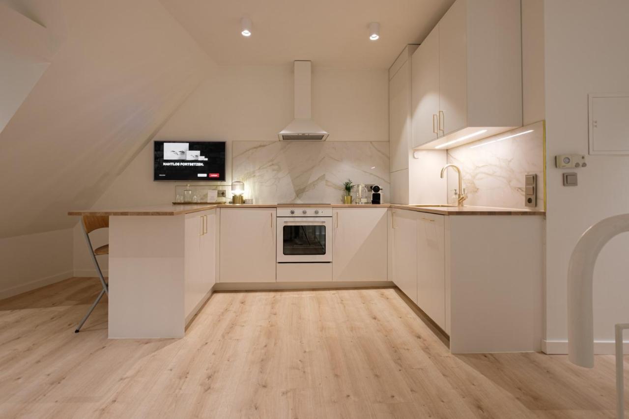 Boutique Charme Apartment บาเดน-บาเดน ภายนอก รูปภาพ