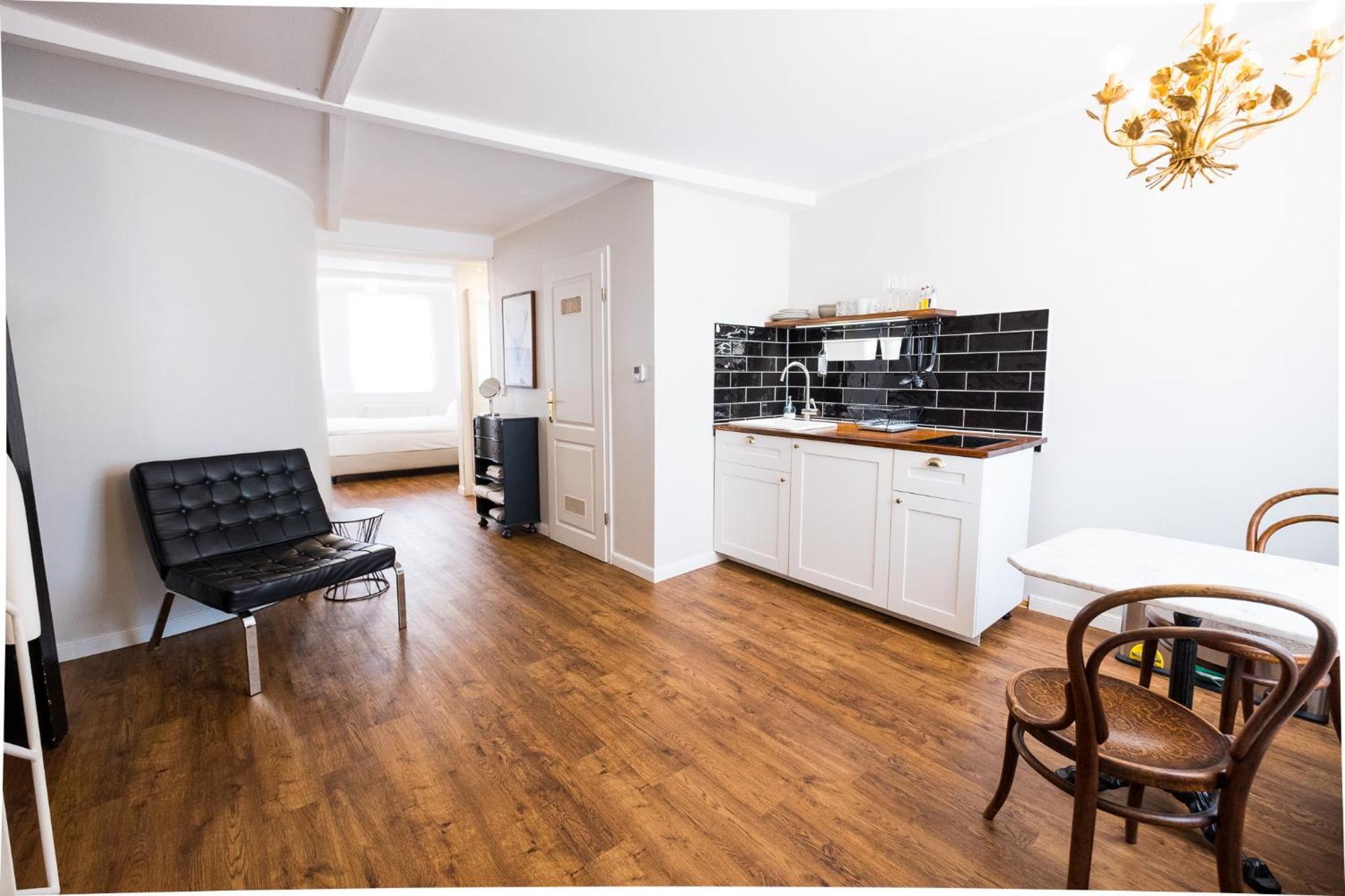 Boutique Charme Apartment บาเดน-บาเดน ภายนอก รูปภาพ
