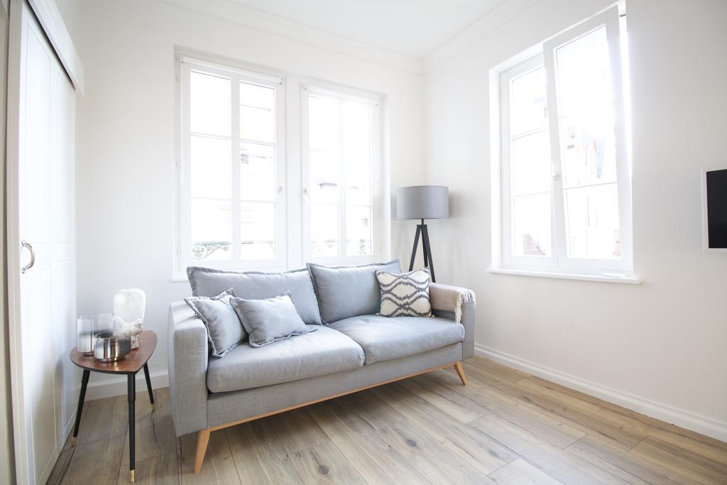 Boutique Charme Apartment บาเดน-บาเดน ภายนอก รูปภาพ