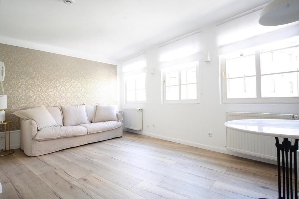 Boutique Charme Apartment บาเดน-บาเดน ภายนอก รูปภาพ