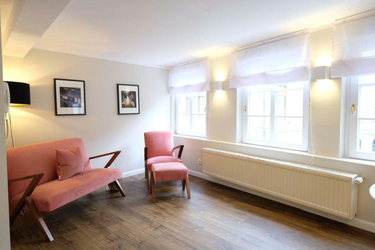 Boutique Charme Apartment บาเดน-บาเดน ภายนอก รูปภาพ