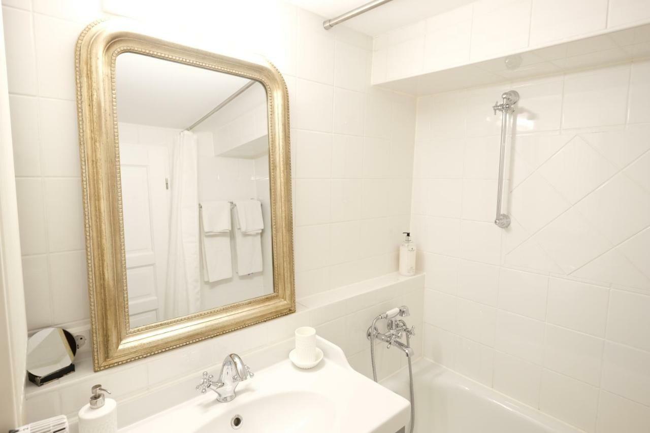 Boutique Charme Apartment บาเดน-บาเดน ภายนอก รูปภาพ