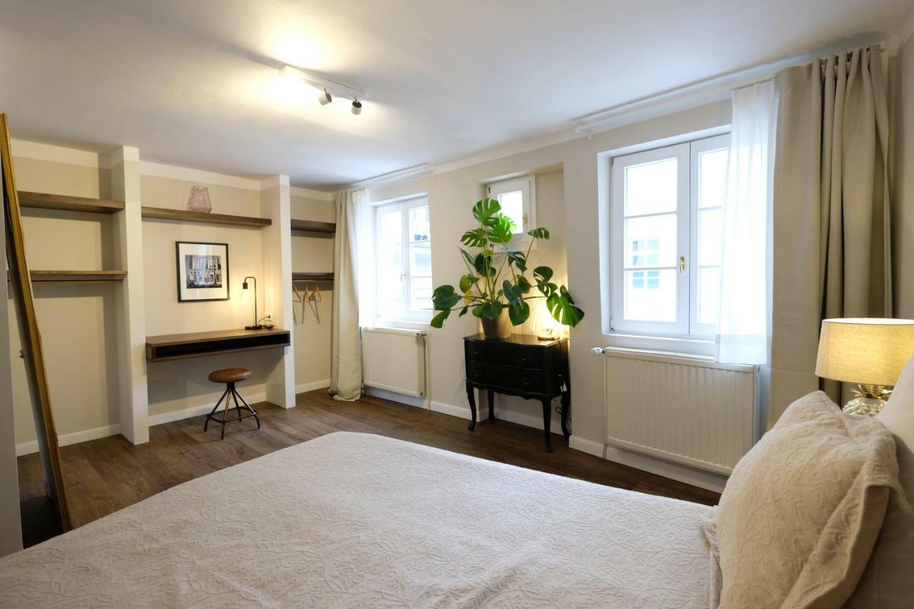 Boutique Charme Apartment บาเดน-บาเดน ภายนอก รูปภาพ