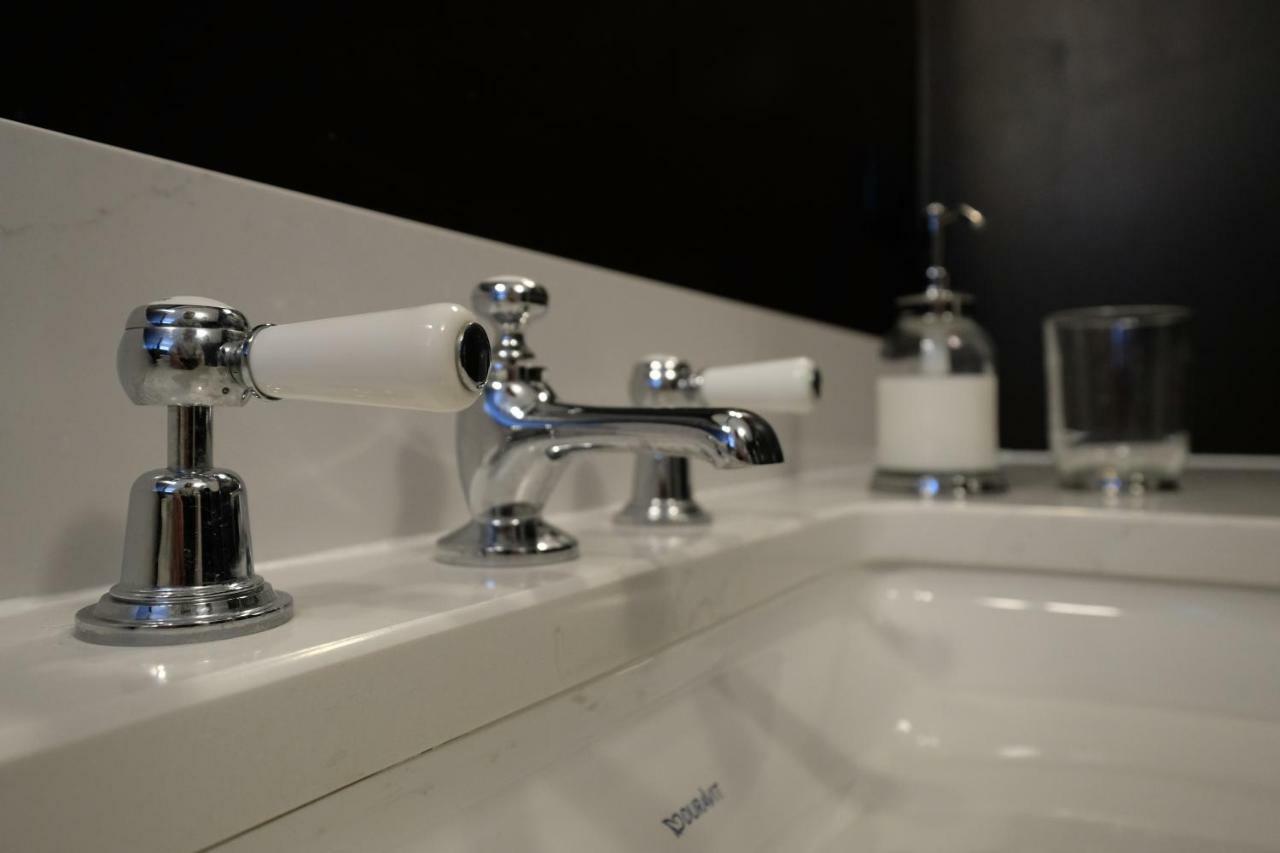 Boutique Charme Apartment บาเดน-บาเดน ภายนอก รูปภาพ
